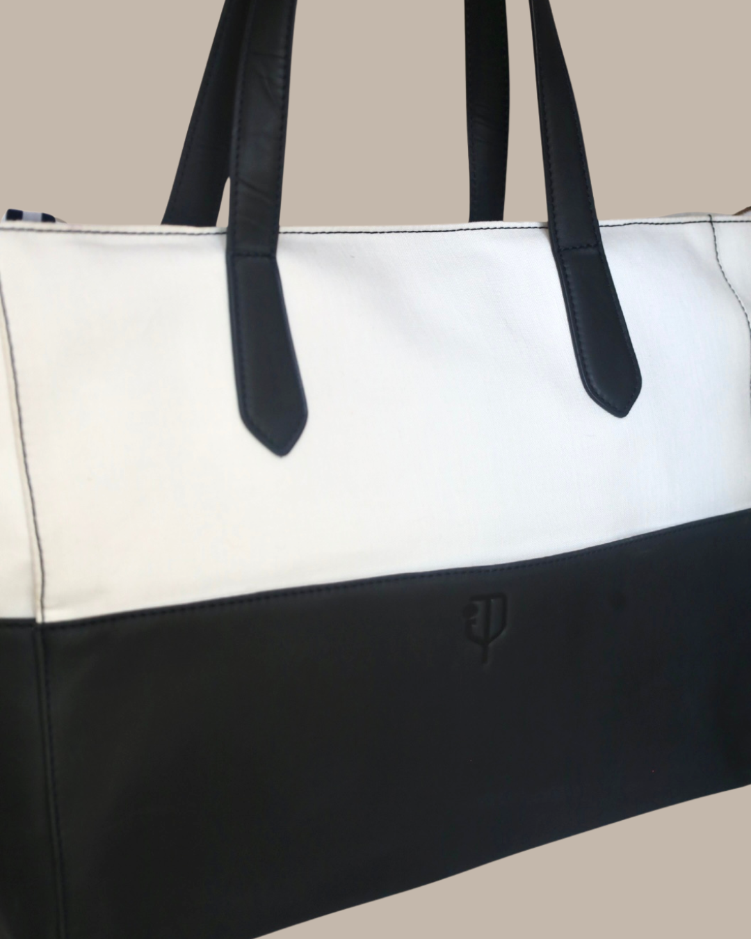 THE EVERYDAY TOTE